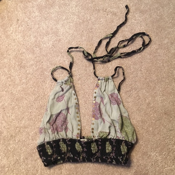 Urban Outfitters Other - Urban Outfitters Crop Top